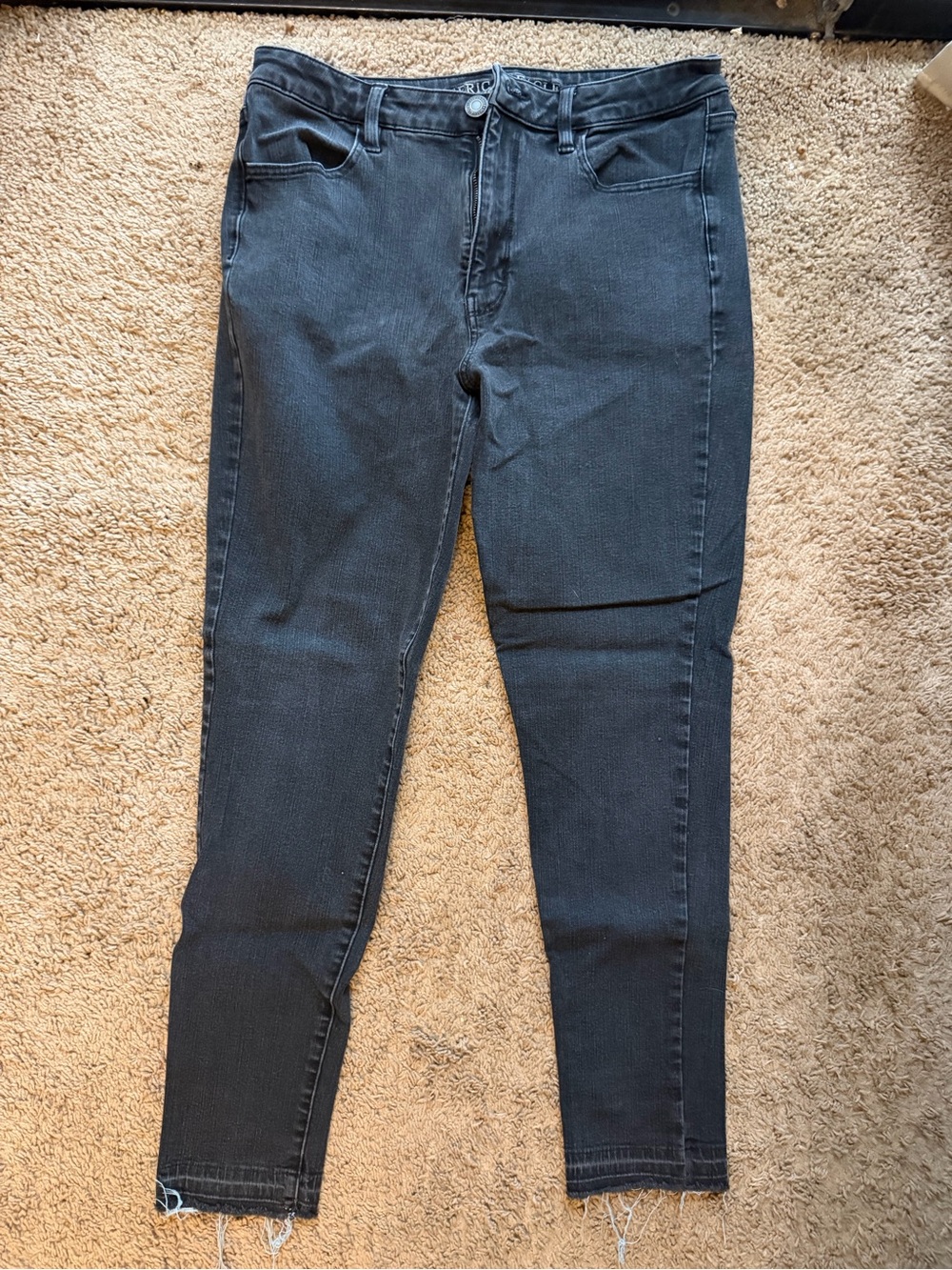 American Eagle Outfitters High-Rise Black Skinny Jeans